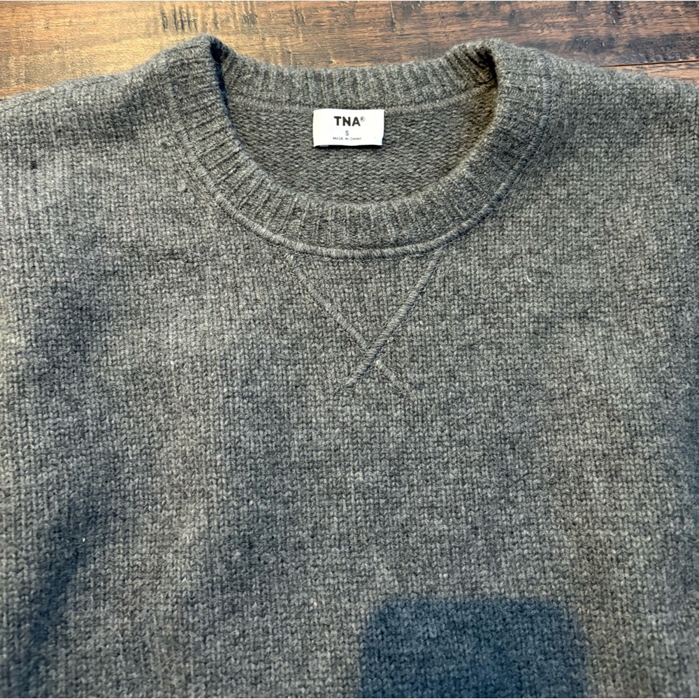 TNA knit - Picture 2 of 3